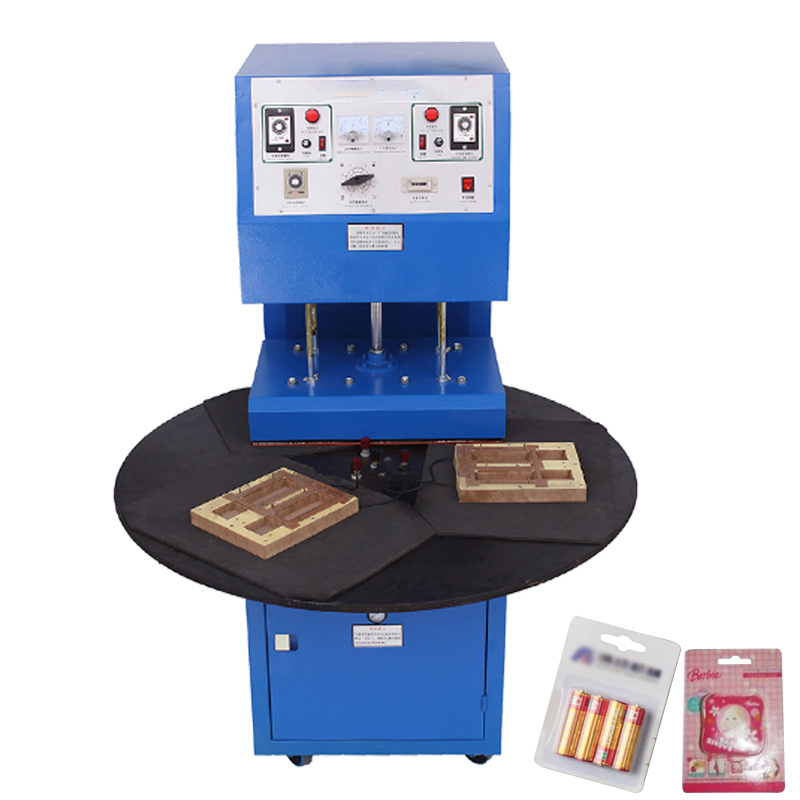 Fully automatic blister packaging machine