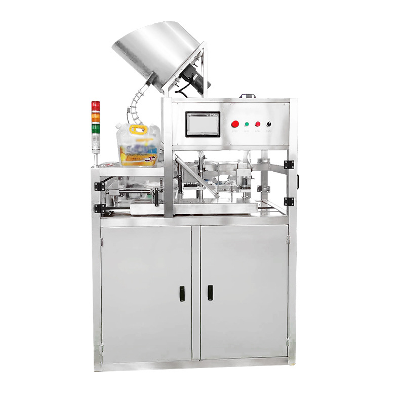 Fully automatic beverage filling machine