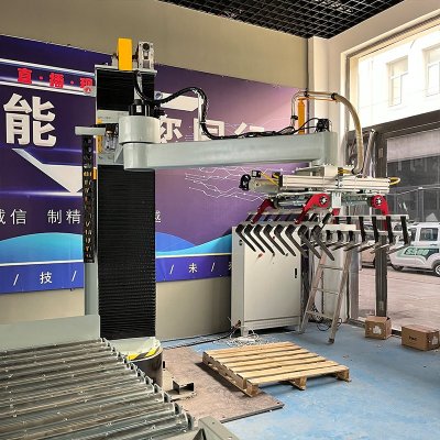 Heavy-duty automated palletizer,