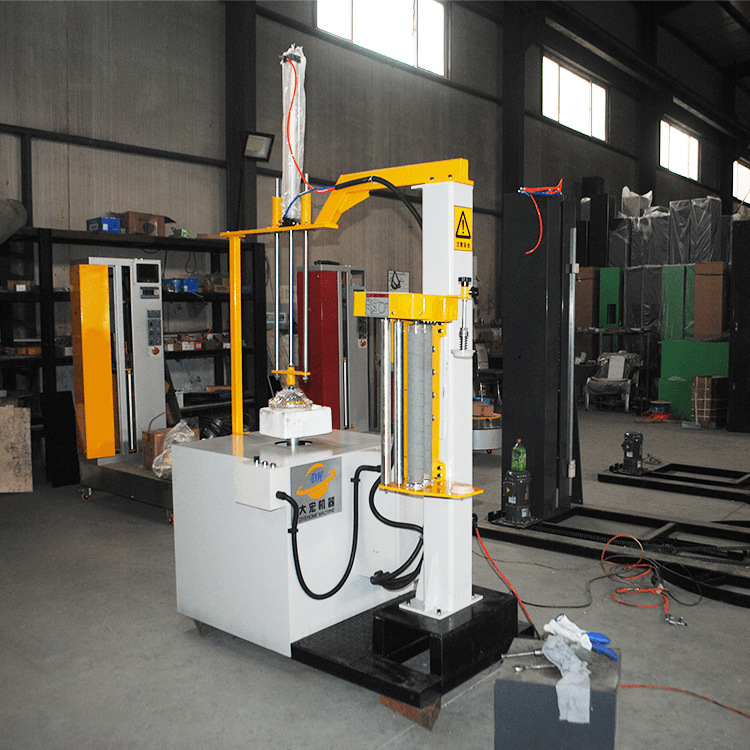 Pallet-free winding machine