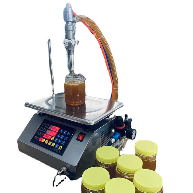 Weighing quantitative filling machine