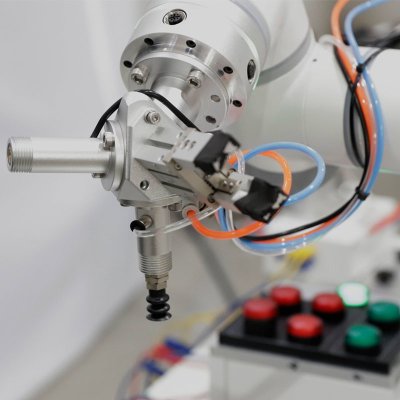 Współpracujący robot natryskowy