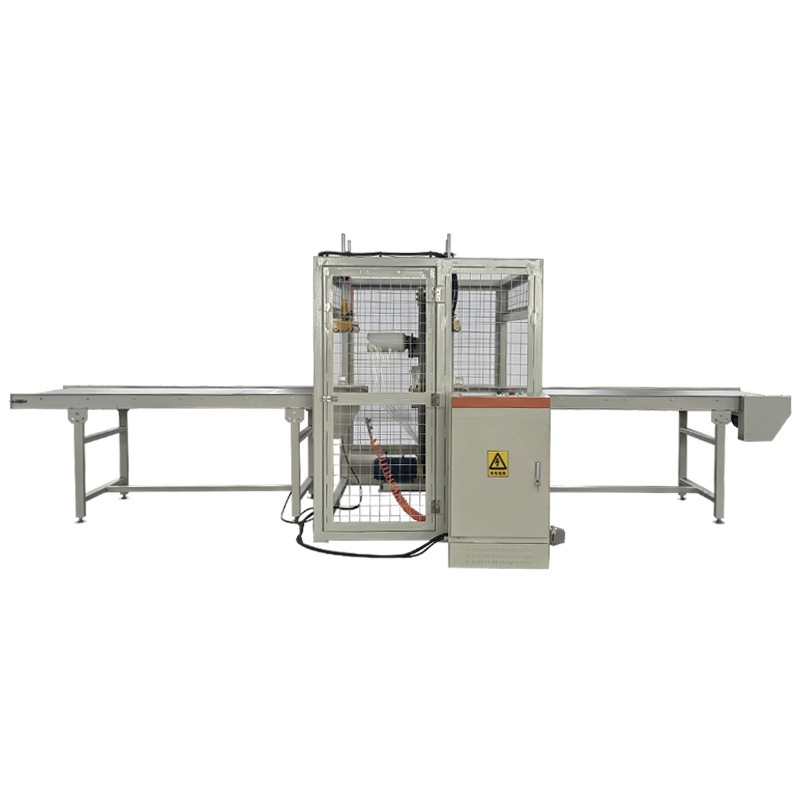 High speed horizontal winding machine