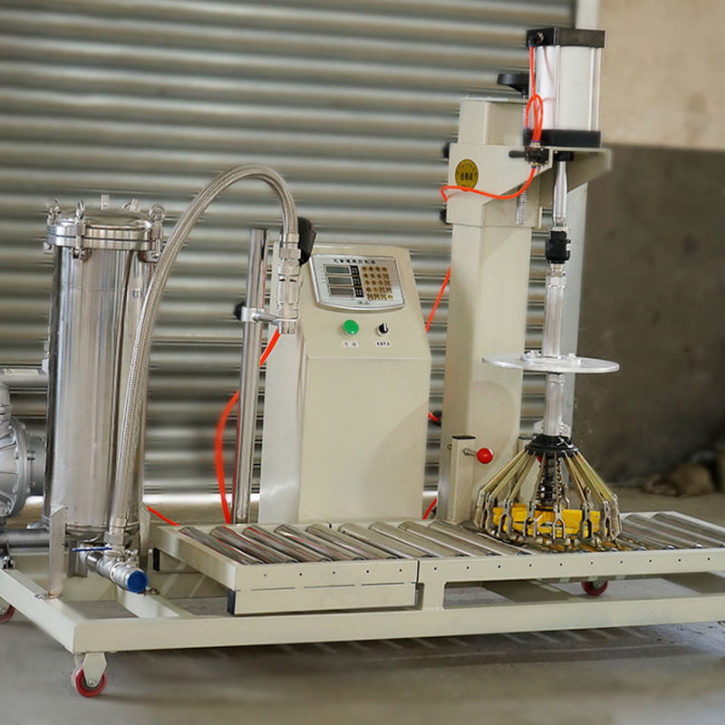 Automatic paint filling machine