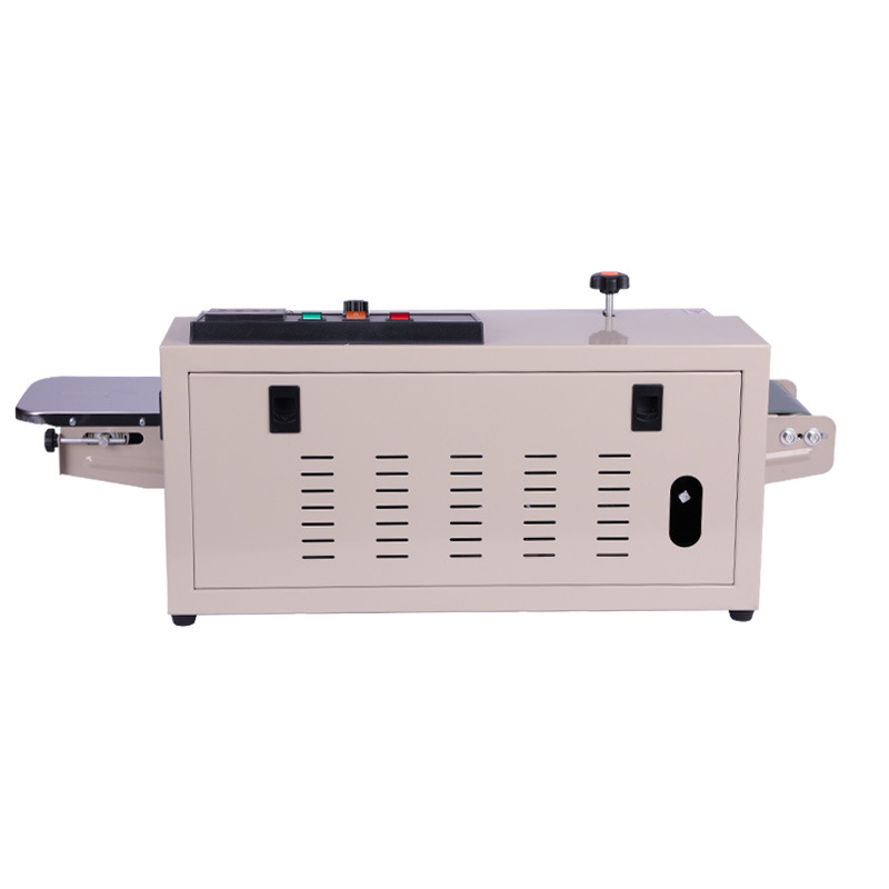 Small sealing packaging machine