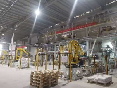 Flame retardant packaging and palletizing site