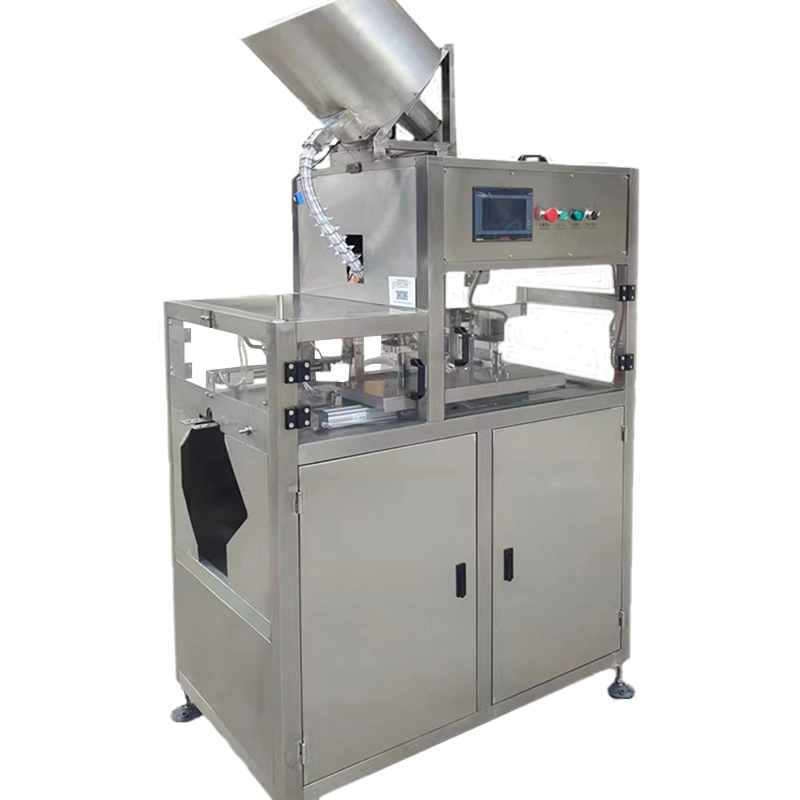 Fully automatic beverage filling machine