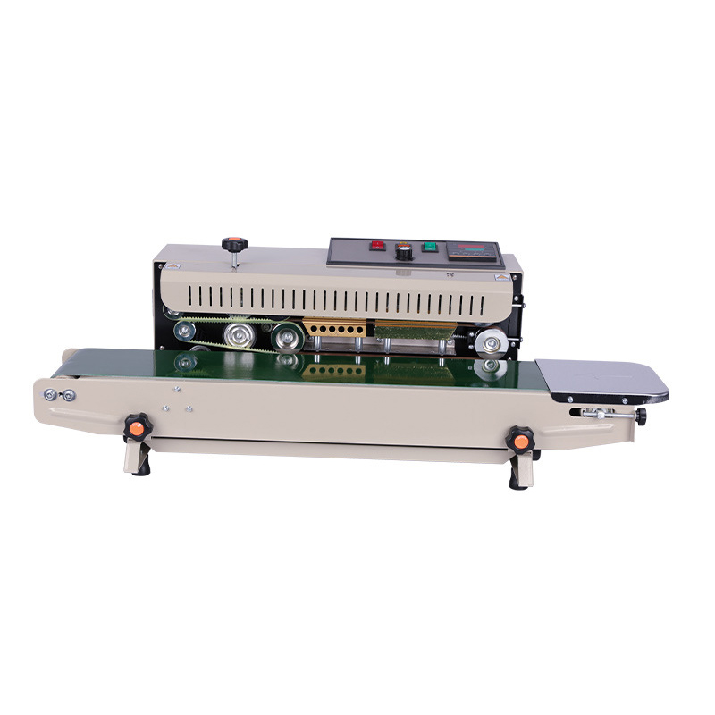 Small sealing packaging machine