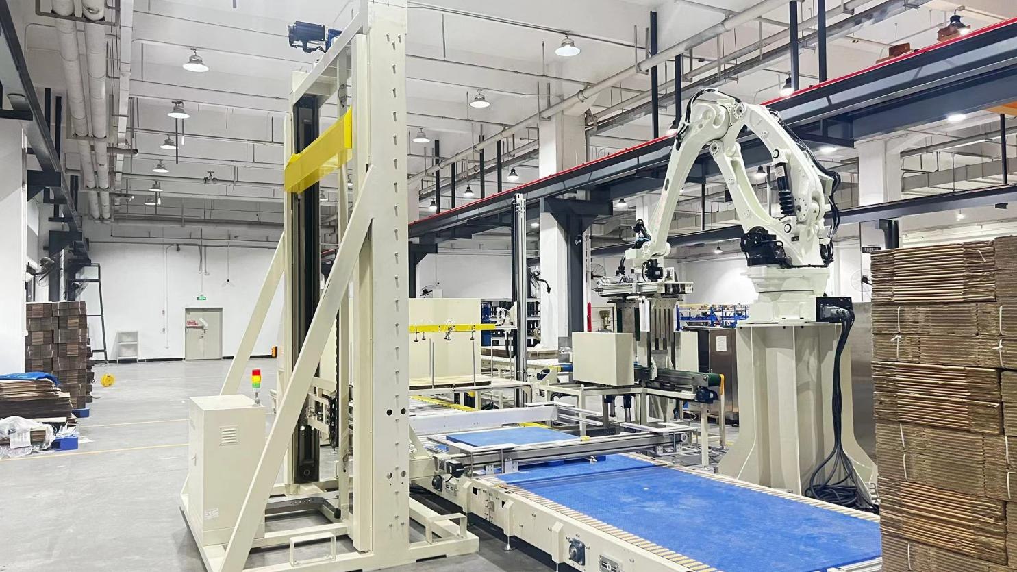 Corrugated paper palletizing production line