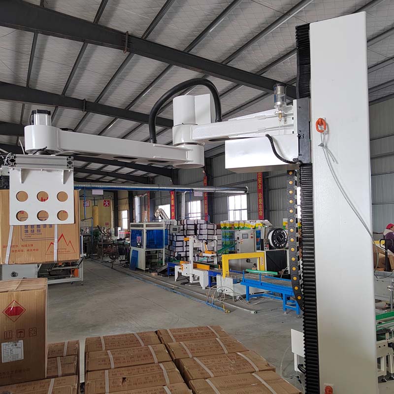 Corrugated paper palletizing robot