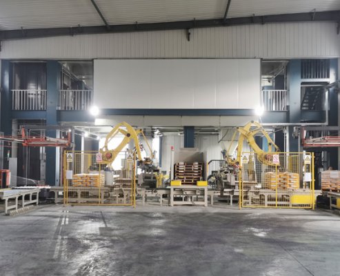 Local de entrega de paletização automática de embalagens na Rússia