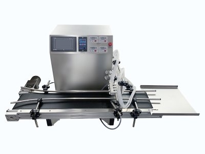 Máquina llenadora de líquidos multifuncional