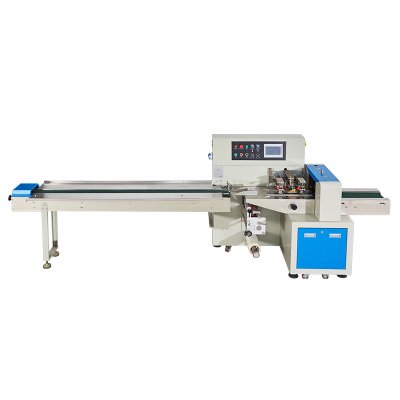 Intelligent pillow packaging machine