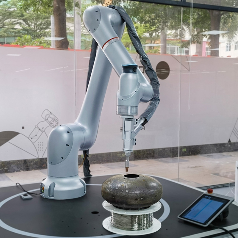 Collaborative welding robots