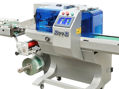 Intelligent pillow packaging machine