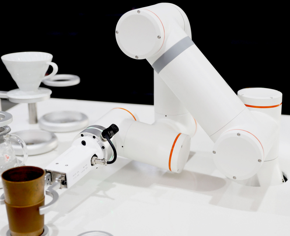 Collaborative painting robot