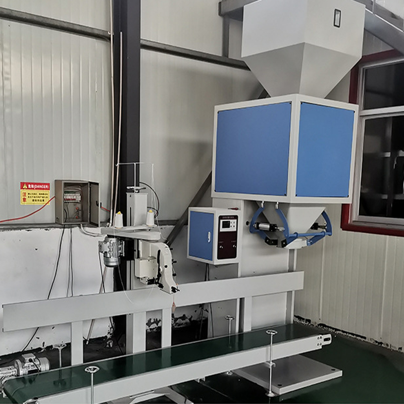 Pellet packing machine