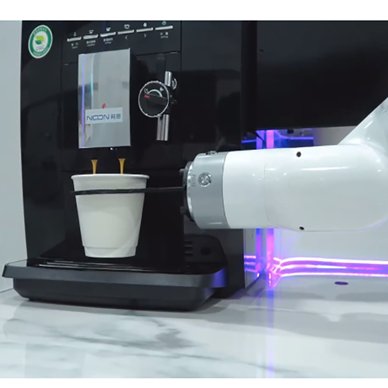 Cooperative robot